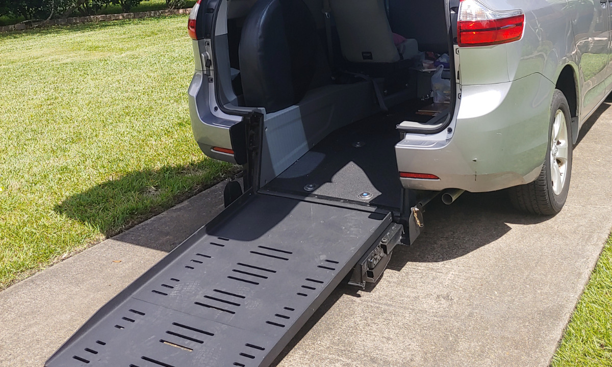 Used 2017 Toyota Sienna L Wheelchair Van
