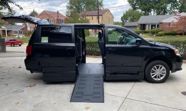 Used 2019 Dodge Grand Caravan SXT Wheelchair Van