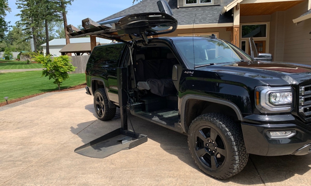 Used 2016 Gmc ELEVATION SLT Wheelchair Van
