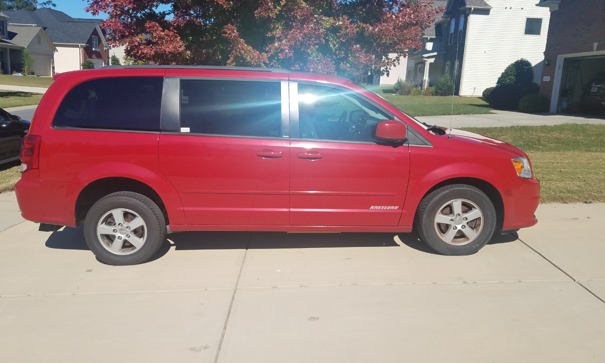 Used 2013 Dodge Grand Caravan Wheelchair Van