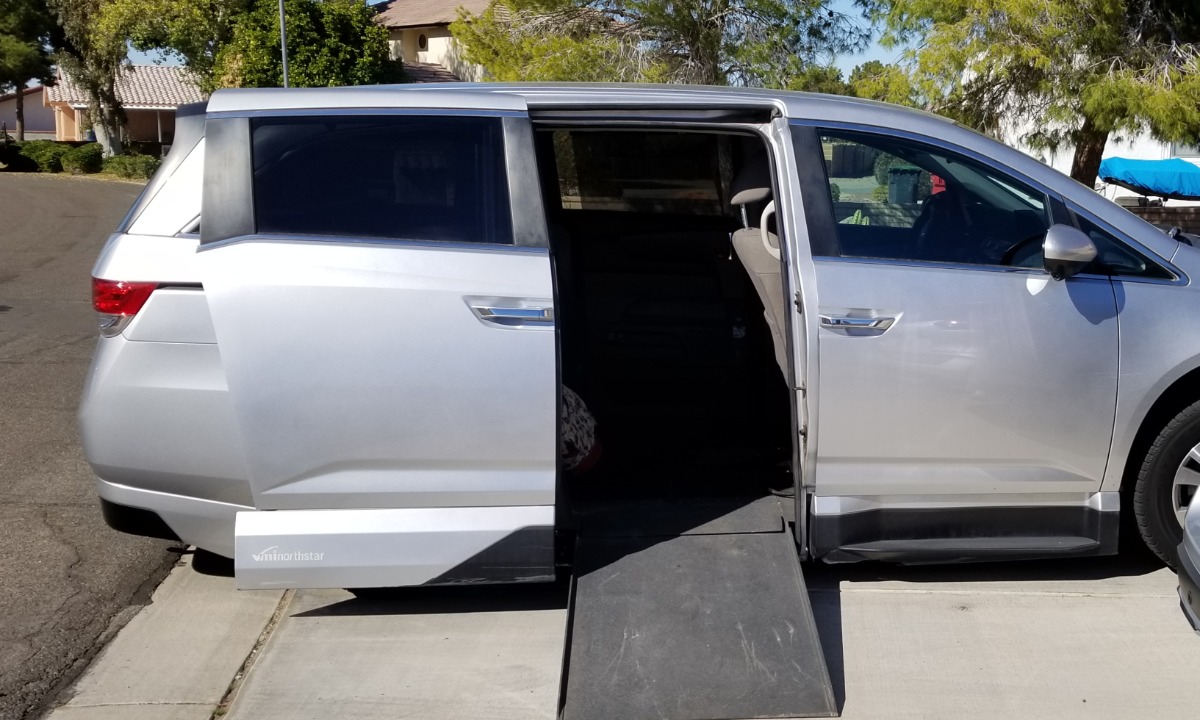 Used 2014 Honda ODYSSEY EX-L Wheelchair Van