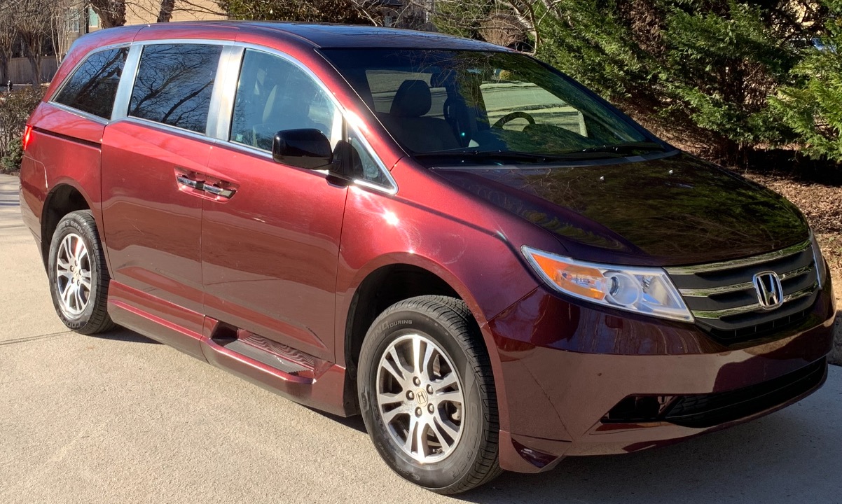 Used 2012 Honda Odessy EX-L Wheelchair Van