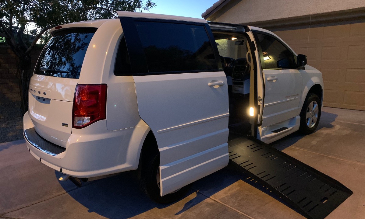 Used 2013 Dodge Grand Caravan TSV Wheelchair Van
