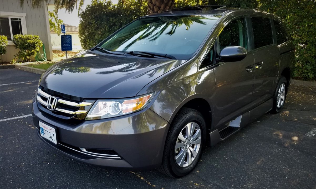 Used 2016 Honda Odyssey EX-L Wheelchair Van