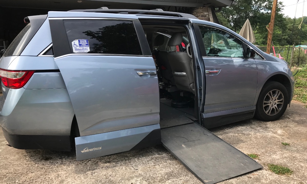 Used 2011 Honda Odyssey EXL Wheelchair Van