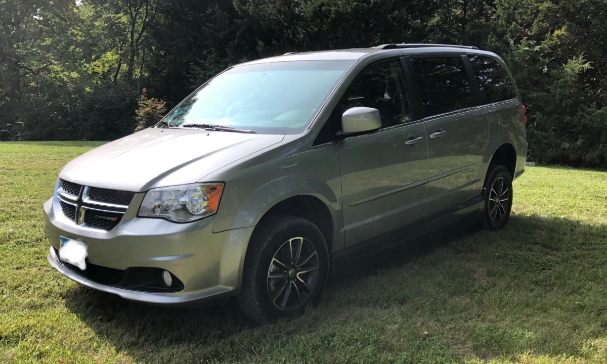 Used 2017 Dodge Grand Caravan AMS LEGEND II Wheelchair Van