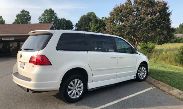 Used 2012 Volkswagen Routan SE Wheelchair Van