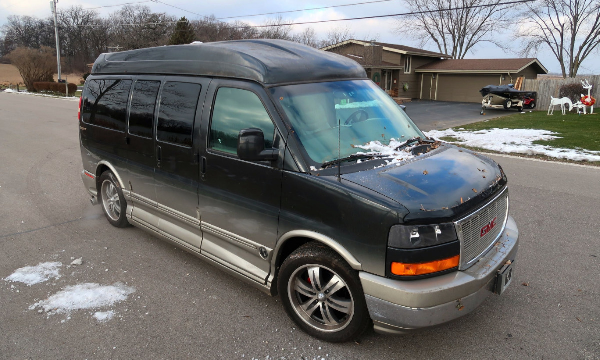 Used 2005 Gmc Savanna Explorer HiTop EXPLORER COACH CUSTOM Wheelchair Van