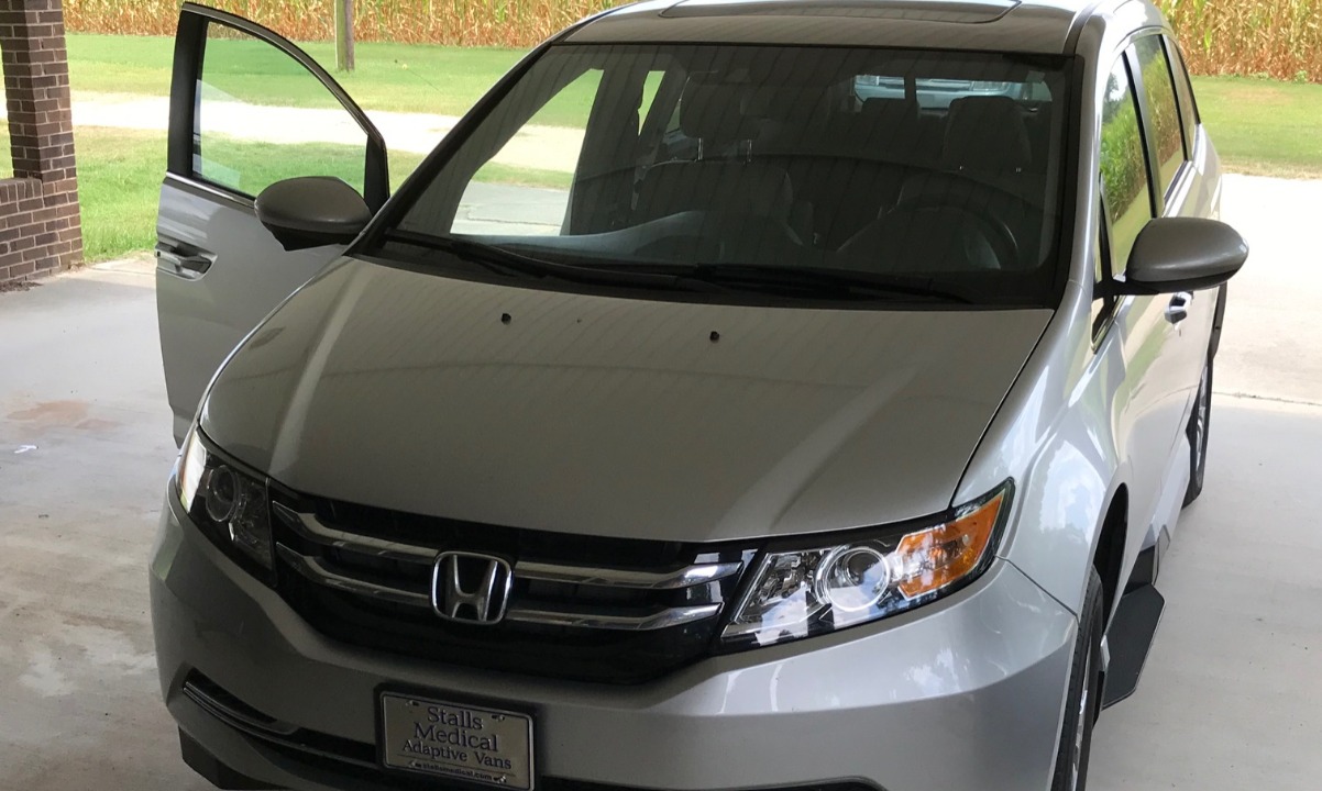 Used 2014 Honda ODYSSEY EX-L Wheelchair Van