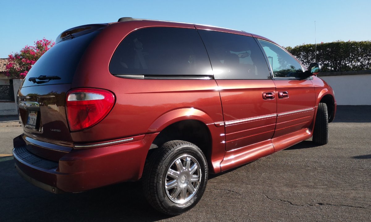 Used 2007 Chrysler TOWN 7 COUNTRY LIMITED Wheelchair Van
