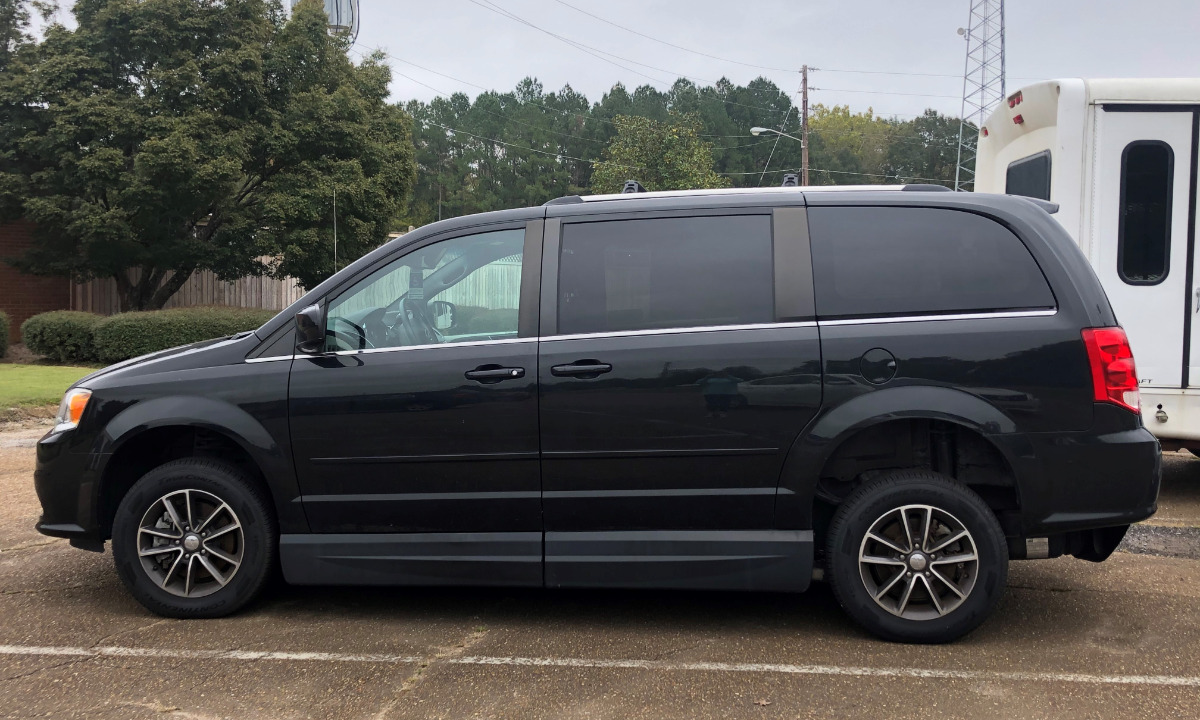 Used 2017 Dodge Grand Caravan SXT Wheelchair Van