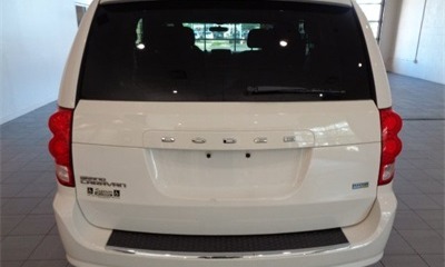 Used Manual Ramp Mobility Classified for Sale on a 2012 Dodge Caravan